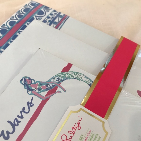 Lilly Pulitzer Notepad Set of 3 Mermaids Cove Pads - Picture 6 of 6